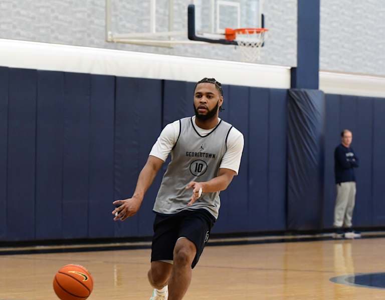 HoyaReport: Georgetown Hoyas  Football & Basketball Recruiting