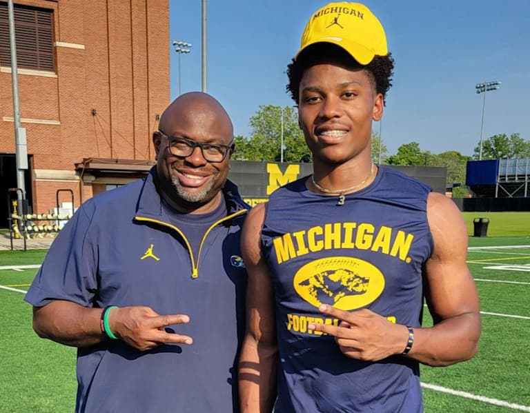 Maize&BlueReview: Michigan Wolverines  Football & Basketball Recruiting